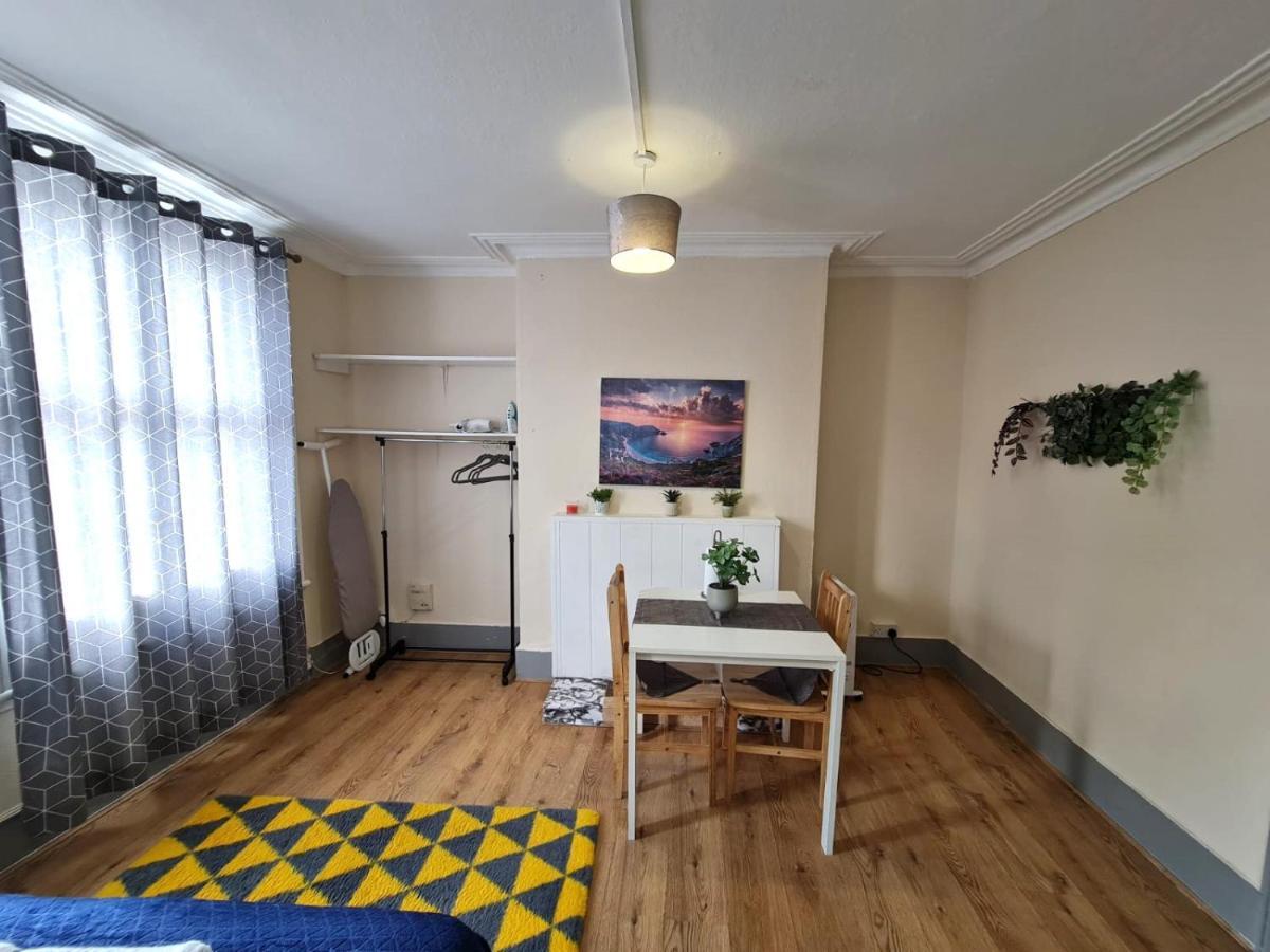 Lovely Private Room Near Central 伦敦 外观 照片